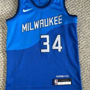 Youth authentic NBA jersey. In brand new condition worn for fashion purposes.